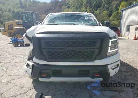 2021 Nissan Titan Sv из США, поврежденный, VIN 1N6AA1ED3MN530567